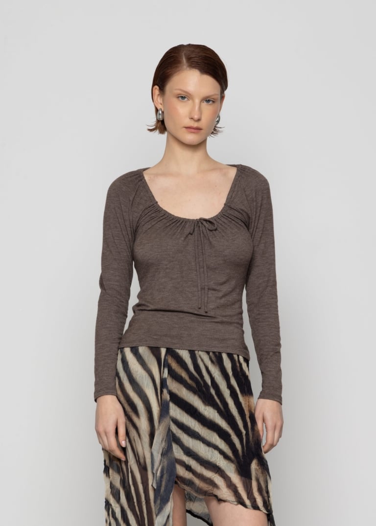 Scoop-Neck Fitted Top